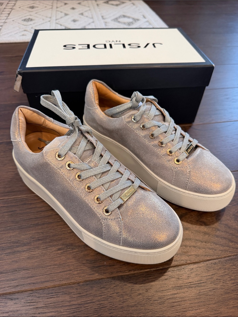 J/Slides Maya Platform Sneakers in Bronze Metallic Size 6.5 - C80-002